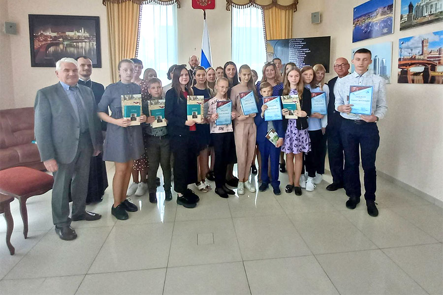 Ребята из Кобрина победители и лауреаты конкурса «Александр Невский в памяти народной»