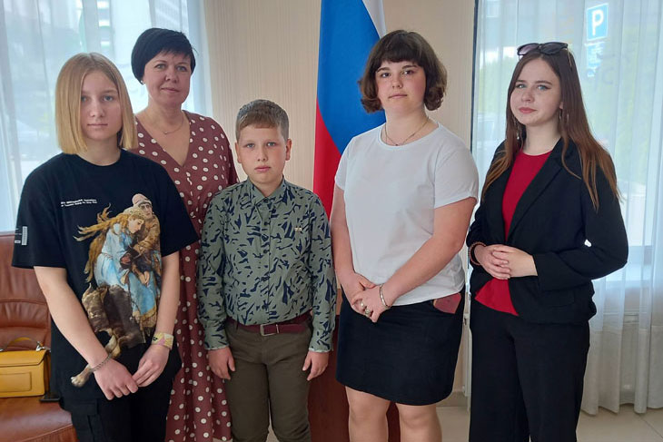Ребята из Кобрина победители и лауреаты конкурса «Александр Невский в памяти народной»