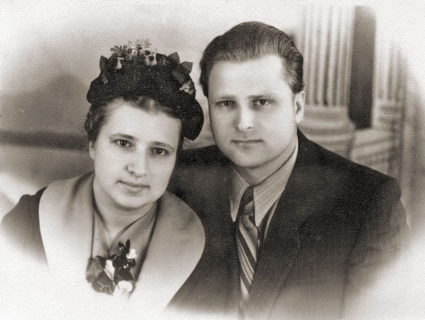 Анатолий и Людмила Дружиловские молодые супруги