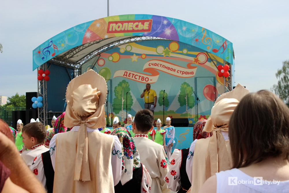 Den igrushki2018 06