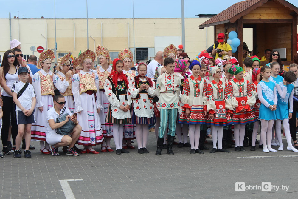 Den igrushki2018 11