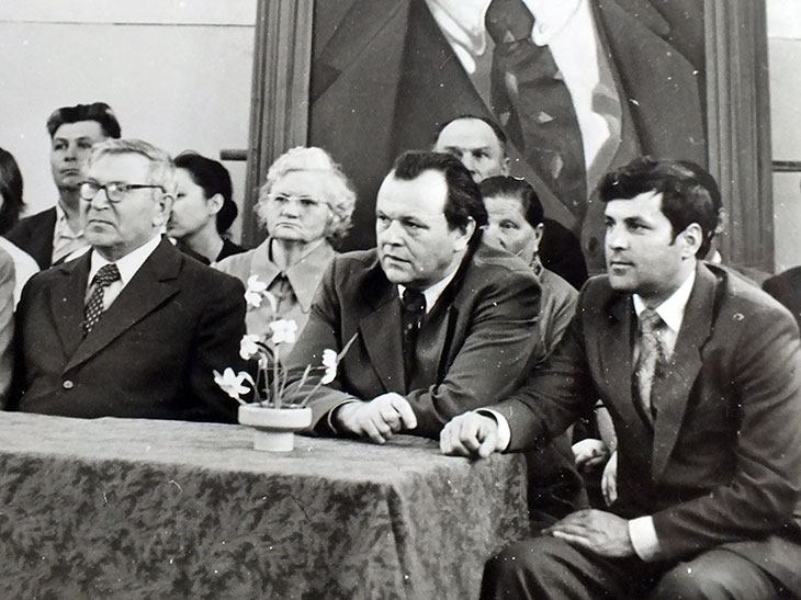 shkola2vipuskniki008