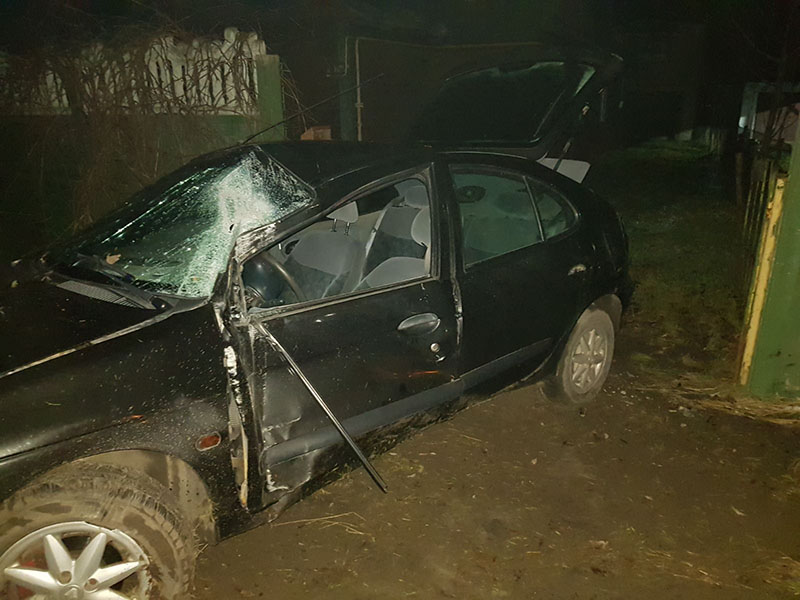 17 декабря в Кобринском районе произошло два ДТП — автомобили съехали в кювет. Пострадали три женщины