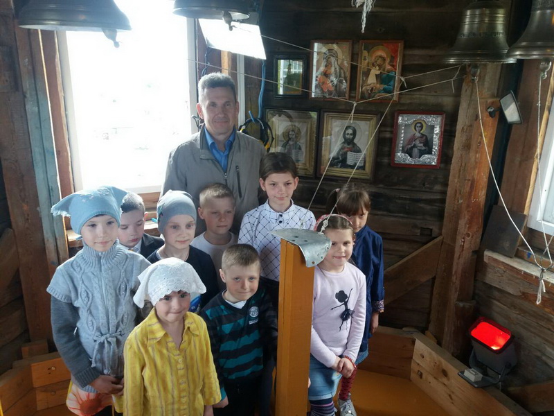 Pasxa Hram Petra i Pavla01