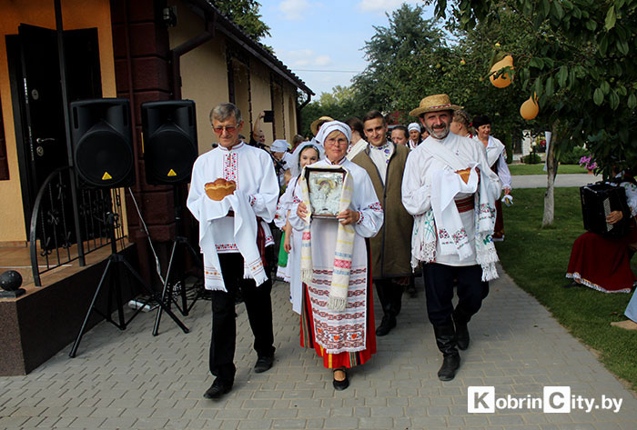 Кобринский район. Праздник деревни Брилево и свадебный обряд по старинным традициям