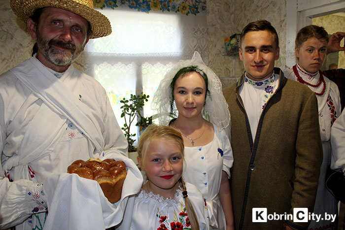 Кобринский район. Праздник деревни Брилево и свадебный обряд по старинным традициям