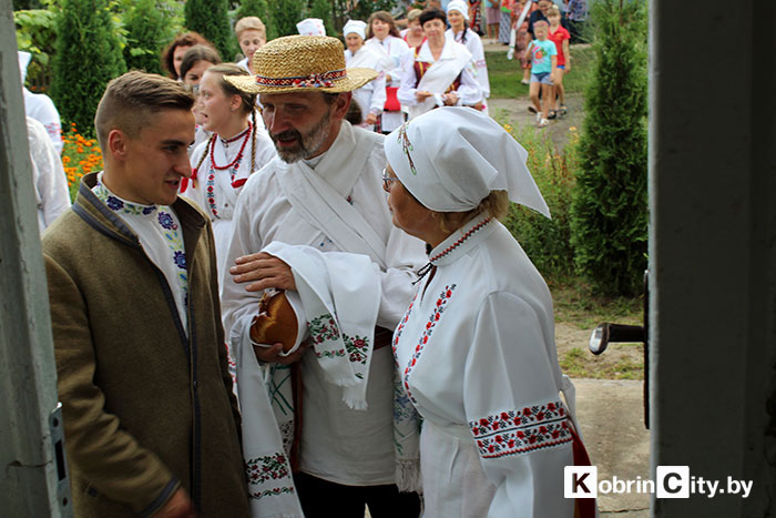 Кобринский район. Праздник деревни Брилево и свадебный обряд по старинным традициям