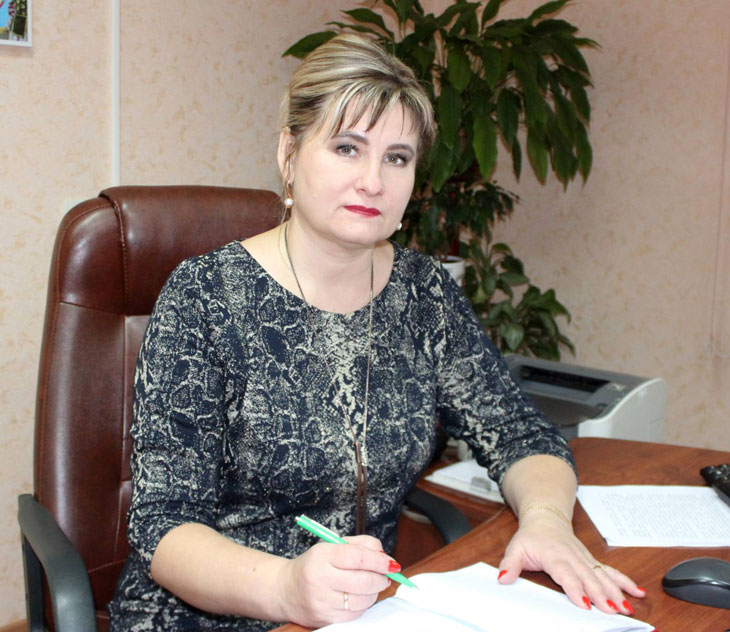 Управляющий делами райисполкома - Петросюк Зоя Владимировна