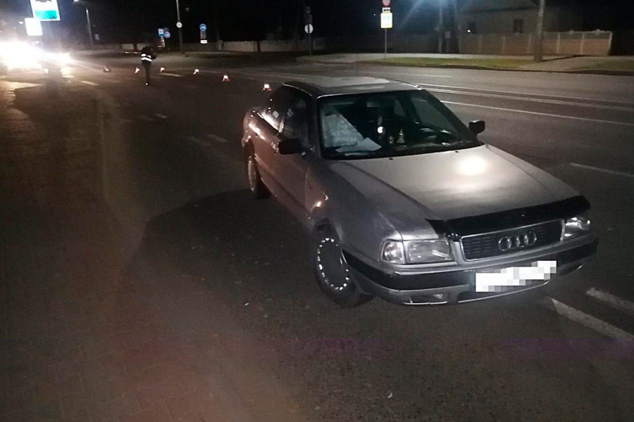 Вечером 29 октября в Кобрине водитель Audi сбил 83-летнюю пенсионерку