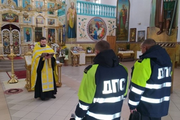 20 ноября День памяти жертв ДТП – в Кобрине помолились о погибших и освятили аварийно-опасный участок 