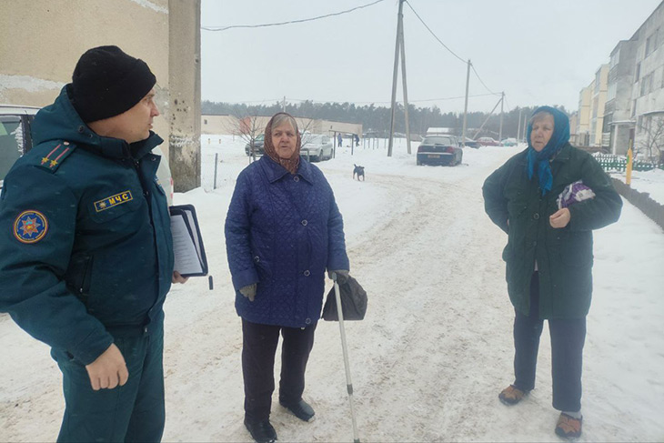 С начала года в Кобрине произошло 6 пожаров, в которых погибли 2 человека: МЧС проводит рейды, чтобы предотвратить трагедии