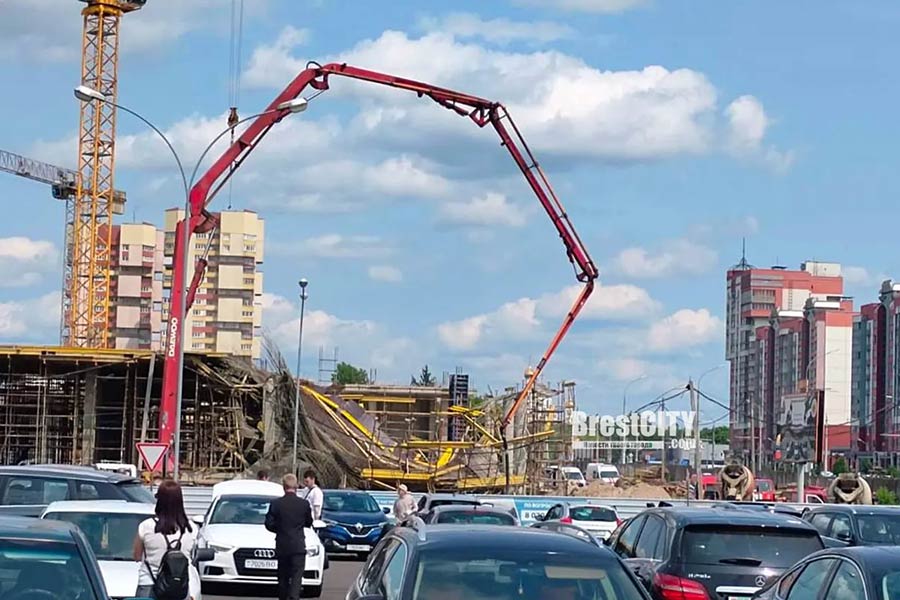 Внеплановые проверки на стройках начались в Беларуси после ЧП в Бресте