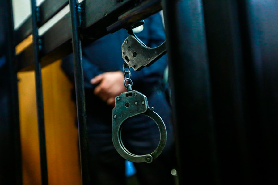 Повредил два автомобиля и ударил ножом прохожего: Кобринский суд вынес приговор 23-летнему рецидивисту
