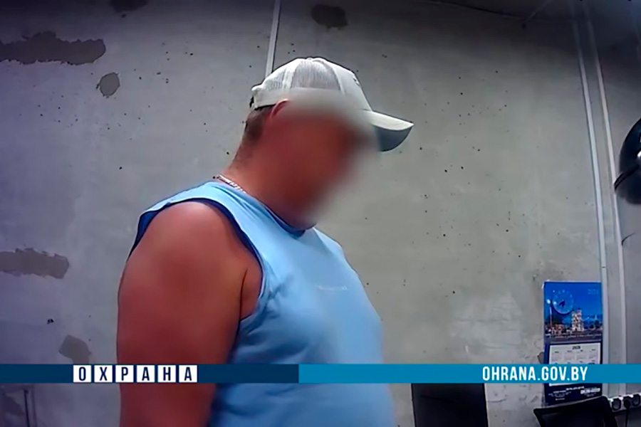 Белорус вел съемку в женском туалете торгового центра. Мужчина задержан, проводится проверка (видео)