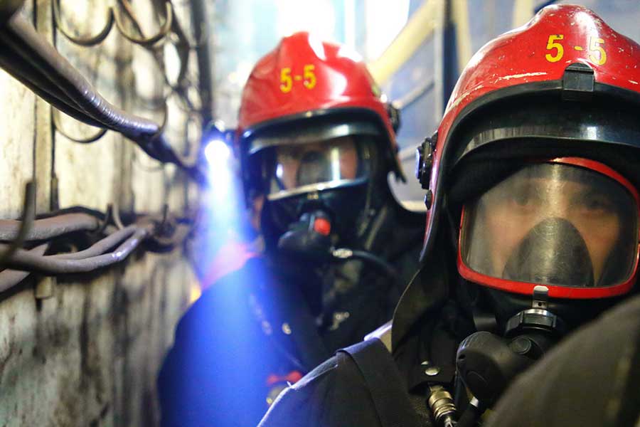 Кобринский РОЧС приглашает водителей и пожарных на службу по контракту