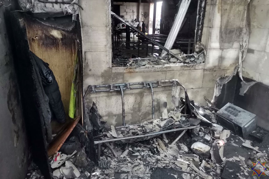 Днем 16 декабря в Кобрине горел производственный цех