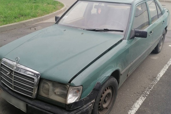 Жительницу Кобринского района обокрали под видом врачей, но односельчане запомнили автомобиль «медработниц» 