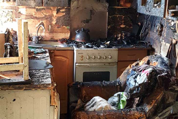 Утром 24 января в Кобрине горел жилой дом, МЧС  выясняет причины