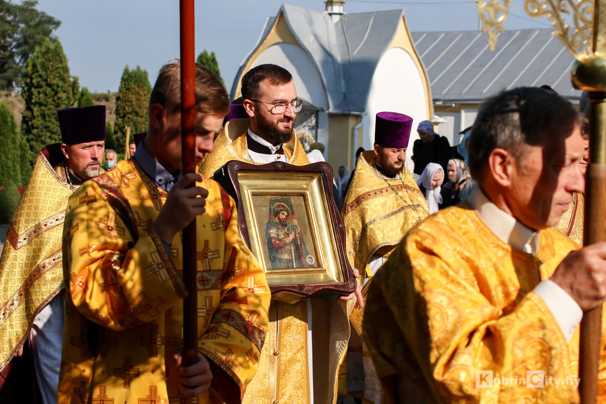 12 сентября в кобринском кафедральном соборе праздновали 800-летие Александра Невского