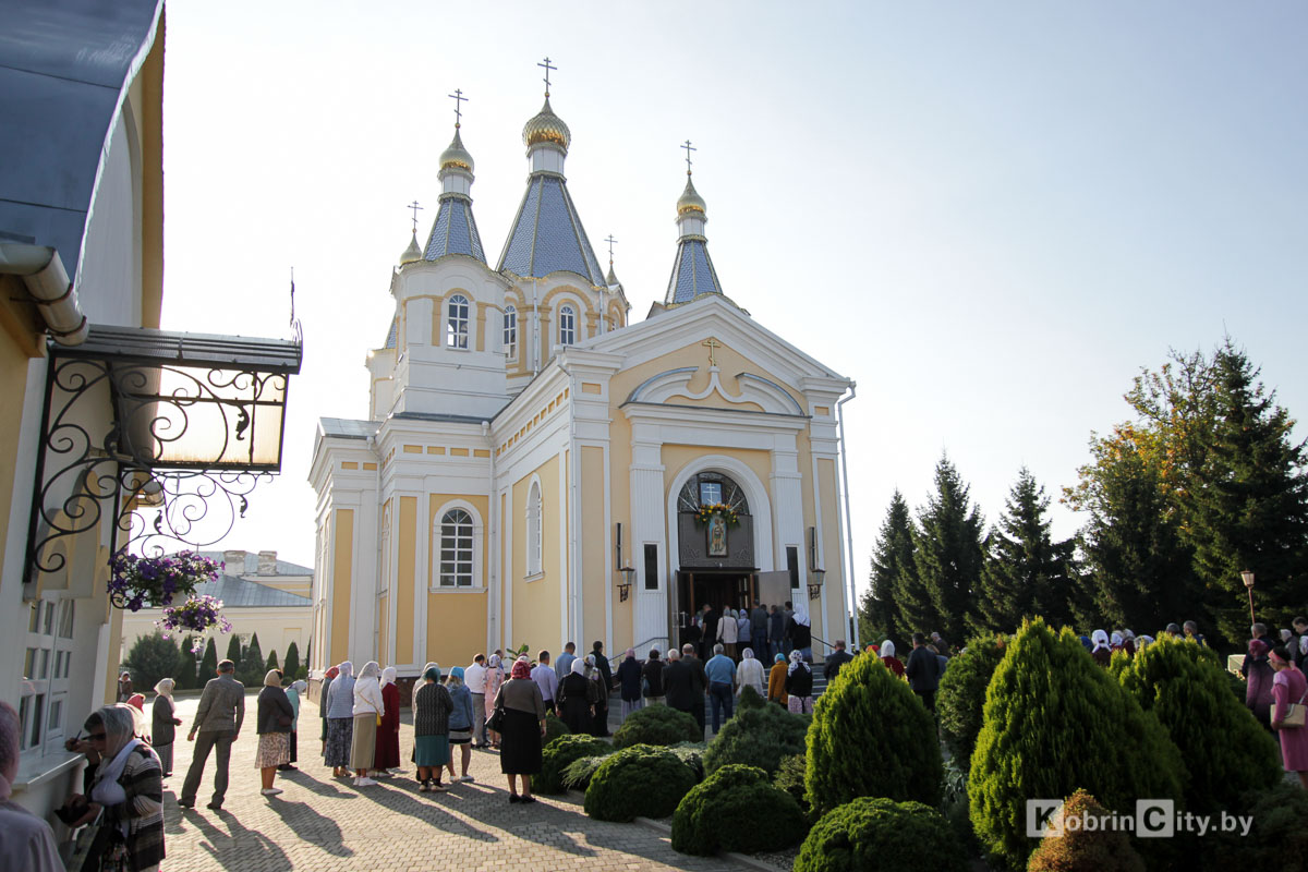 12 сентября в кобринском кафедральном соборе праздновали 800-летие Александра Невского