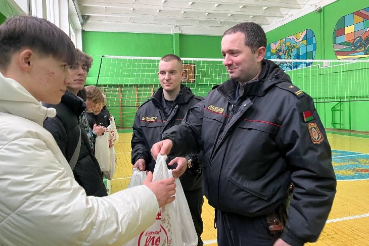 7 февраля в Кобрине прошли соревнования по лыжным гонкам среди молодёжи района