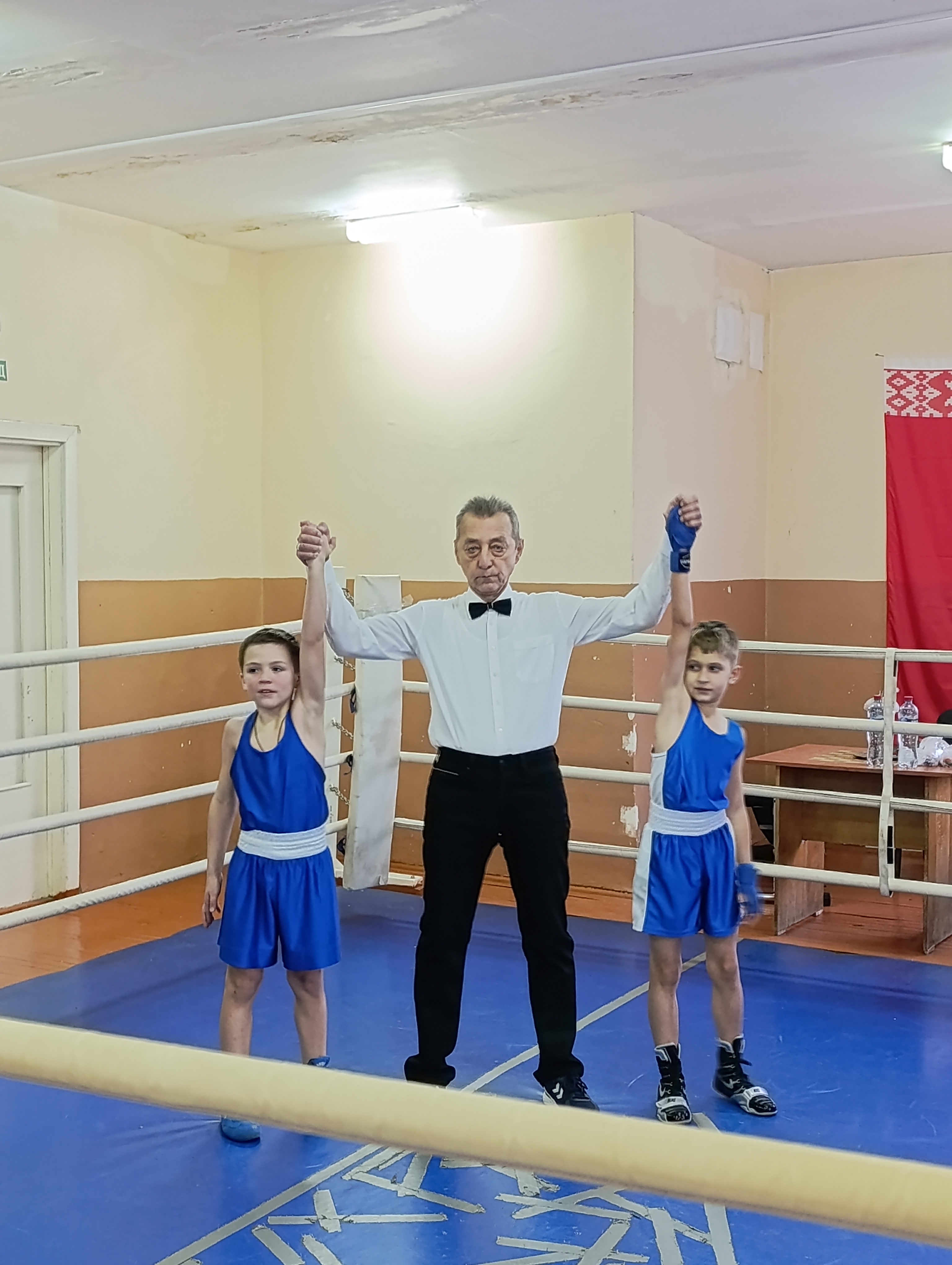 Фейерверк побед на ринге: как завершился новогодний турнир по боксу в Кобрине