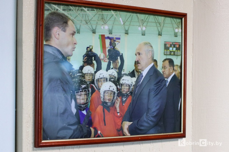 Кобринская Ледовая арена перешагнула 10-летний рубеж