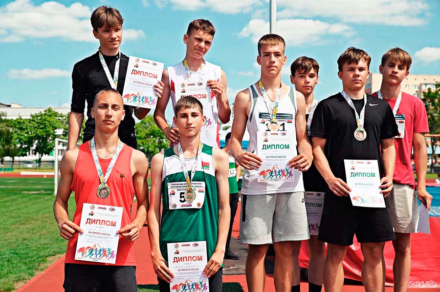 4х100 unoshi 1 mesto 