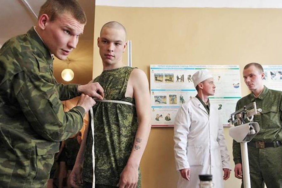 В Беларуси пересмотрят требования к состоянию здоровья поступающих на военную службу 