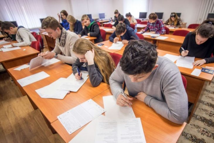 Что изменится в сдаче ЦТ и ЦЭ в 2025 году и к чему готовиться выпускникам