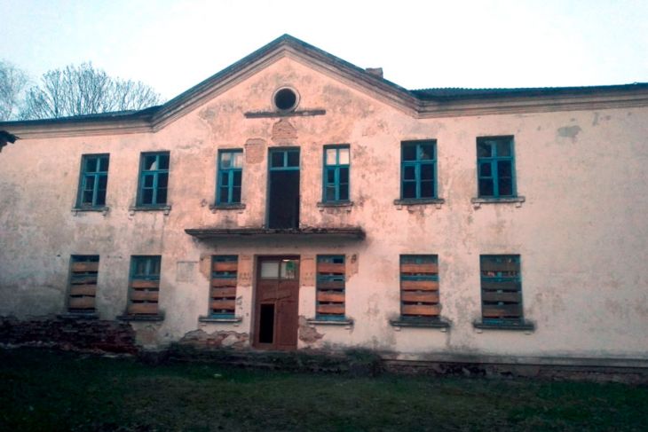 Кобринский РИК изучает спрос и принимает предложения по вовлечению в хозоборот здания школы в деревне Грушево