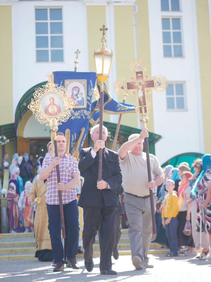 8 августа архиепископ Брестский и Кобринский Иоанн совершен чин освящения места для строительства Воскресной школы при храме Рождества Христова в Кобрине