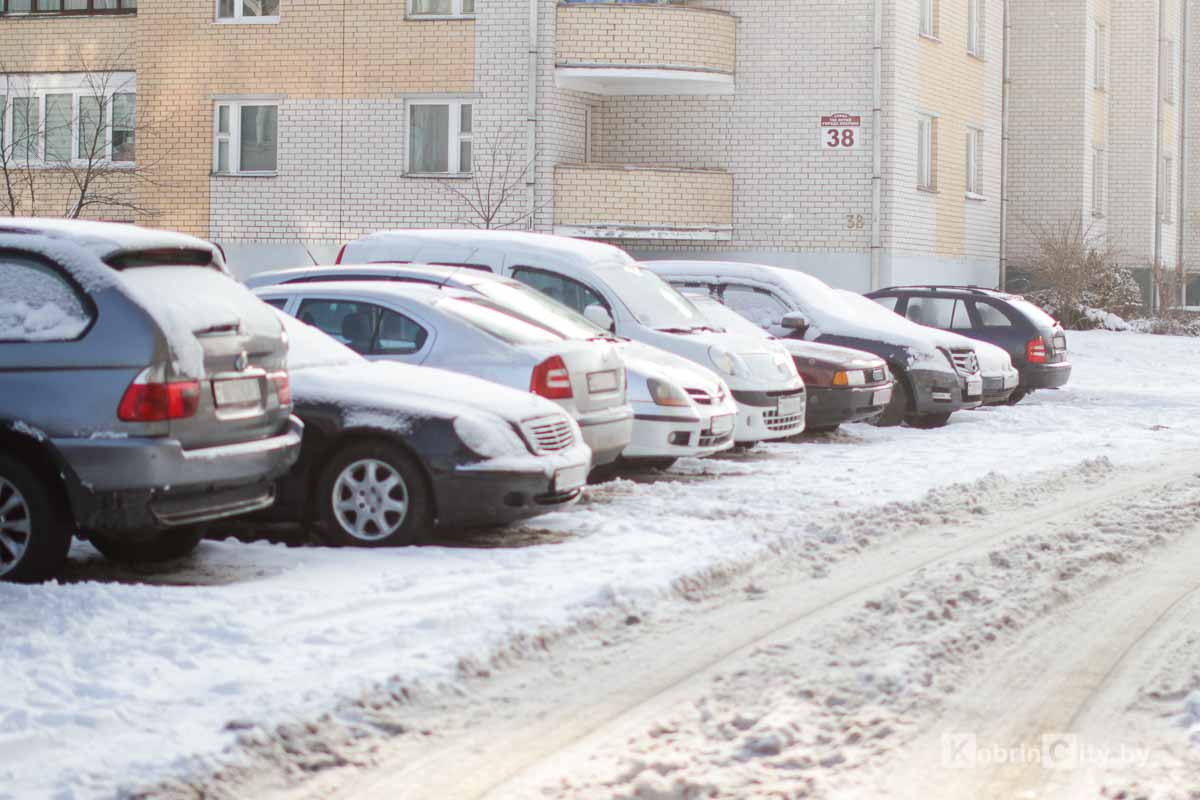 ГАИ призывает автомобилистов отказаться от дальних поездок в сильный мороз