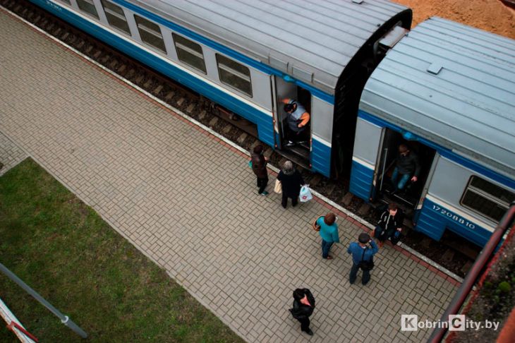 В Пинском районе загорелся дизель-поезд «Брест-Лунинец»