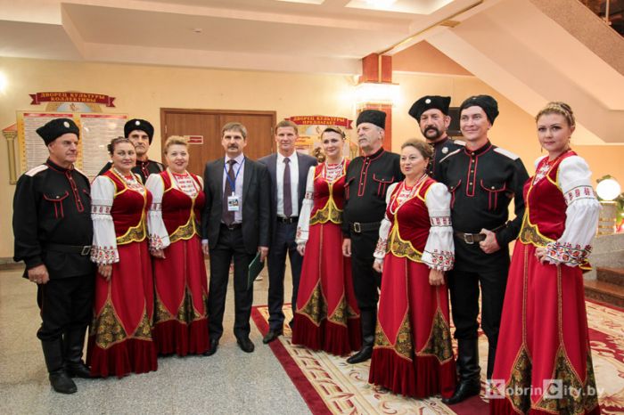 ÐÐ¾Ð±ÑÐ¸Ð½Ñ 730 Ð»ÐµÑ. ÐÑÐºÑÑÑÐ¸Ðµ Ð¿ÑÐ°Ð·Ð´Ð½Ð¸ÐºÐ°