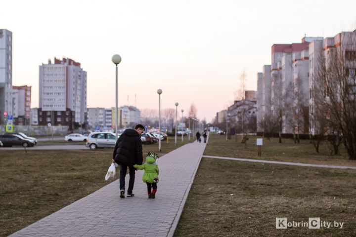 Сухо и относительно тепло: какую погоду прогнозируют в Кобрине на большие выходные с 18 по 21 апреля