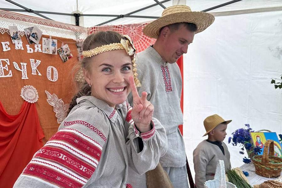 Семья Ясечко из Кобринского района победила в онлайн-голосовании на лучший видеоролик конкурса «Властелин села-2025»
