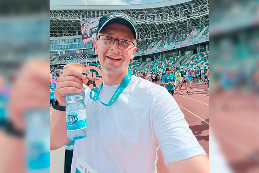 Сотрудник Кобринского МСЗ завоевал медаль в забеге на 5 км в Минском полумарафоне