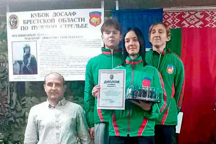 Впервые за 10 лет команда Кобринско-Малоритской МРОС ДОСААФ заняла II место на областных соревнованиях по стрельбе пулевой
