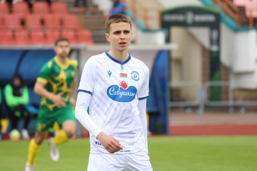 18-летний футболист из Кобрина дебютировал в Высшей лиге в составе «Динамо-Брест»