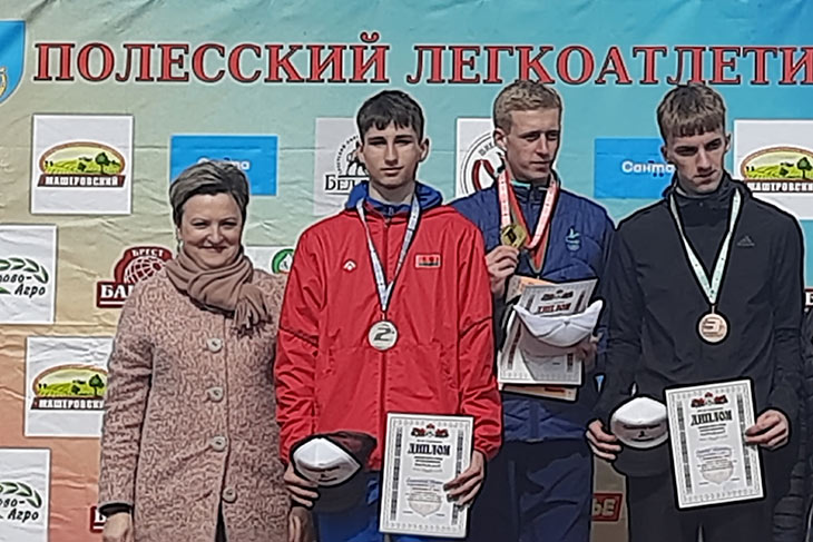 2 место заняли Кобринские спортсмены в Кубке и областных соревнованиях по легкоатлетическому кроссу