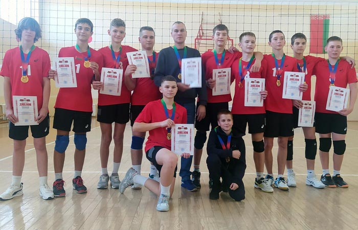 Кобринская волейбольная команда одержала победу в спартакиаде ДЮСШ Брестской области