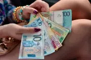 Зарплата меньше 1308 рублей: как получить налоговый вычет и сколько можно сэкономить ежемесячно