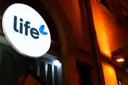Life обновляет тарифы с сентября: новые гигабайты, закрытие «Мультинета» и изменения цен