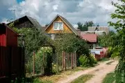 В Бресте мать продала дом, в котором был прописан её 10-летний сын: ранее мальчика изъяла опека
