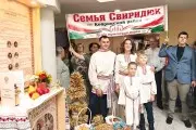 Семья Свиридюк из Кобрина победила на областном этапе конкурса «Семья года-2026»