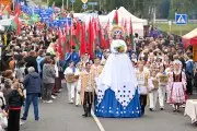 Кобринский район празднует «Дажынкі-2026»: парад хлеборобов, ярмарка, конкурсы снопов и караваев