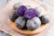 Сиреневый картофель и не только: какой купить для запасов на зиму