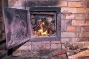 Сколько раз в год нужно чистить печь и дымоход: сроки, о которых нужно помнить