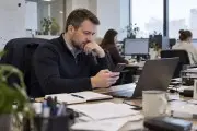 Сгорит ли неиспользованный отпуск: компенсация, отзыв и график — простыми словами 